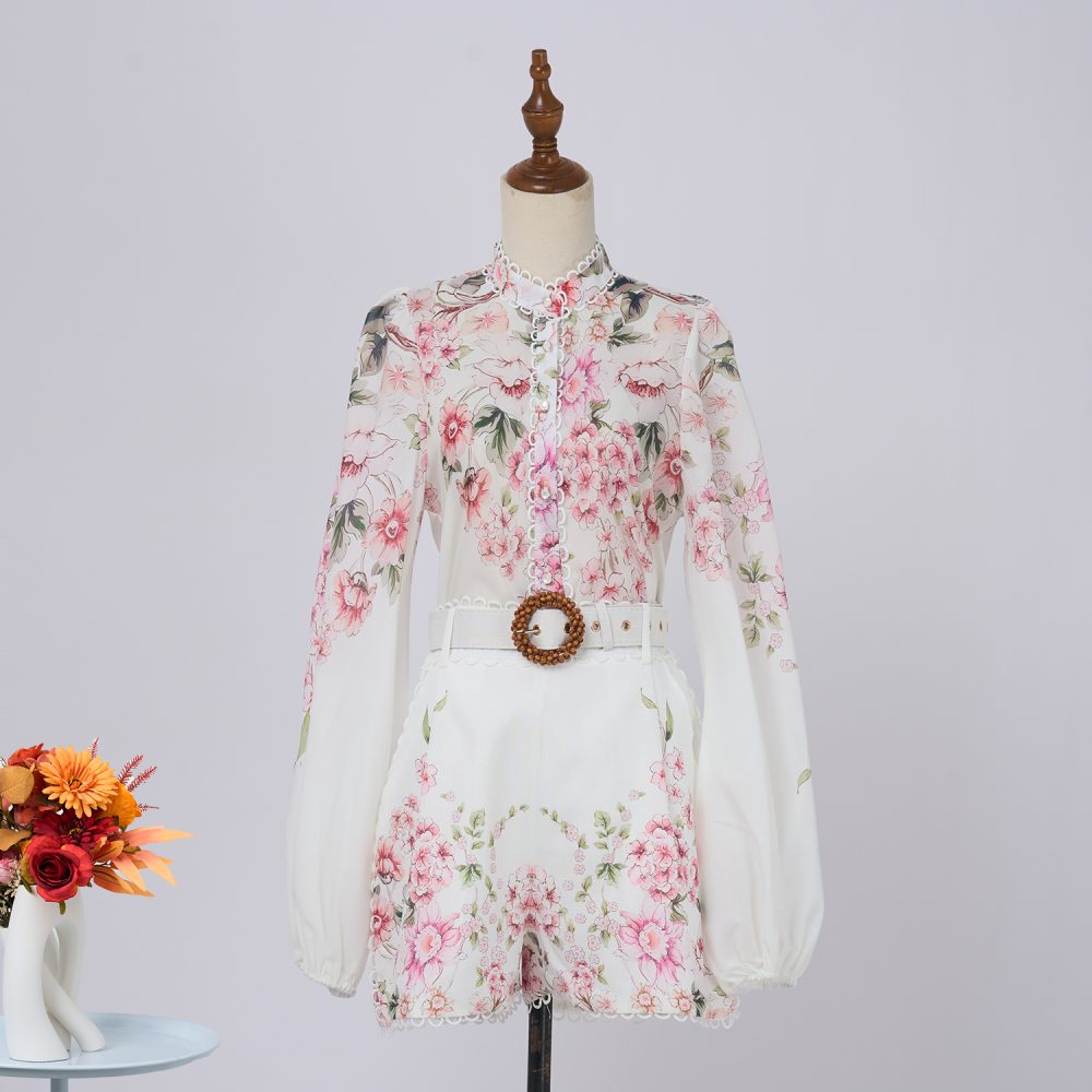 Stand Collar Flower Top & High-Waisted Shorts Set - Spring & Autumn