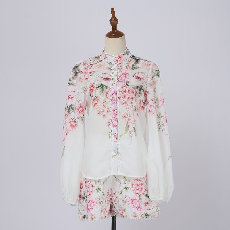 Stand Collar Flower Top & High-Waisted Shorts Set - Spring & Autumn - Image 3