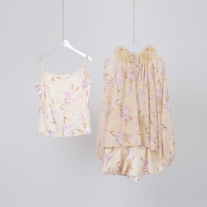 Spring Floral Three-Piece Set - Top & High-Waisted Shorts - Image 2