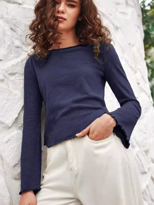 Flare-Sleeve Round Neck Knitted Long Sleeve Top for Early Autumn