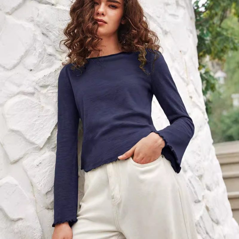 Flare-Sleeve Round Neck Knitted Long Sleeve Top for Early Autumn
