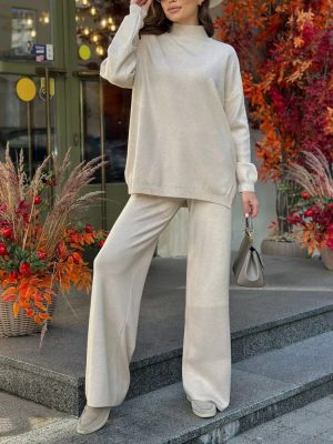 Turtleneck Knitwear – Soft Split Sweater, Autumn/Winter