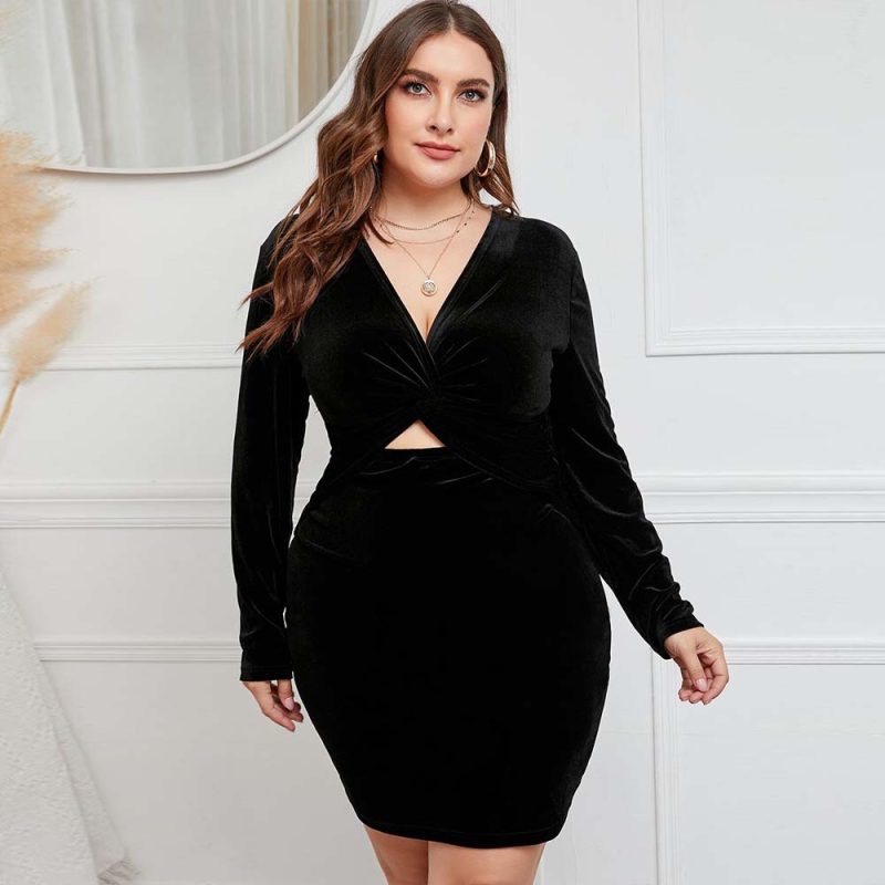Plus Size Velvet High Waist Bare Shoulder Midi Dress - Image 4