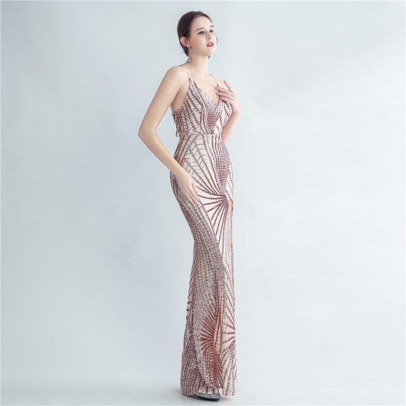 High-Density Sequined Evening Dress with Side Slit - Image 2