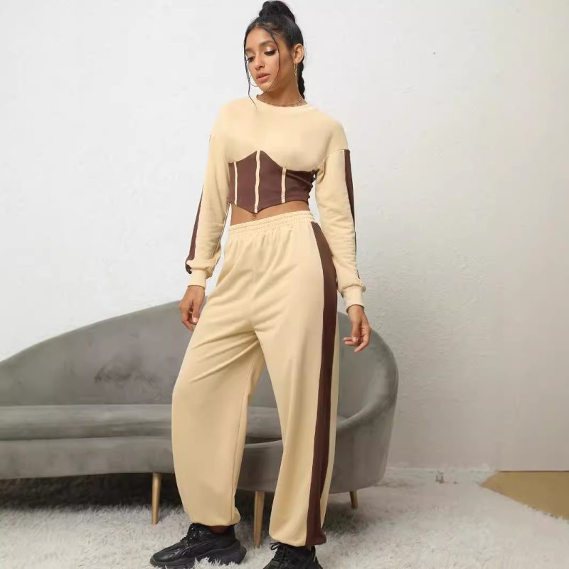Women's Autumn Winter Assorted Colors Sweatshirt and Cropped Sweatpants Set - Image 4