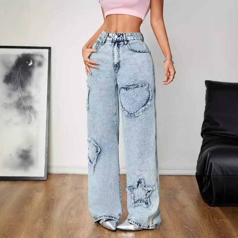 Retro High-Waist Jeans with Star Embroidery - Baggy & Straight