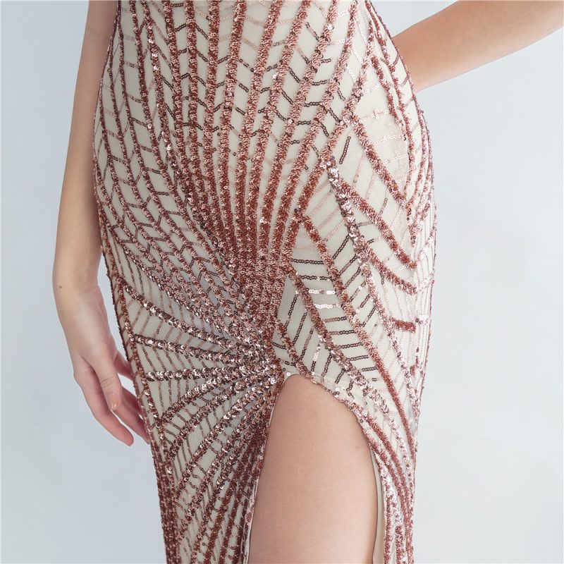 High-Density Sequined Evening Dress with Side Slit - Image 3