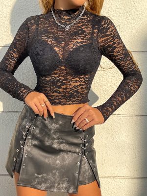 Elegant Lace See-Through Cropped T-Shirt – Long Sleeves