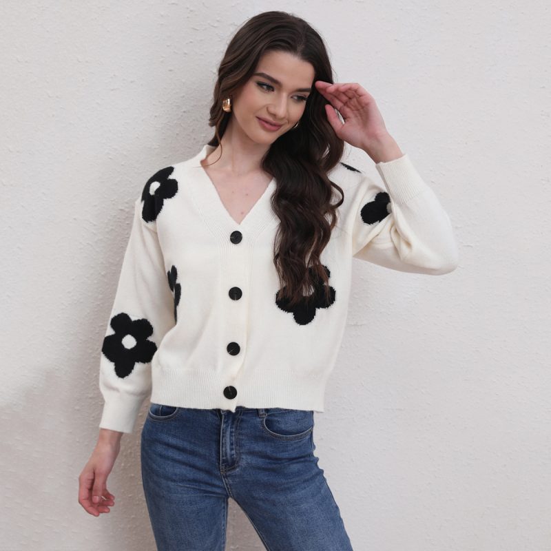 V-Neck Floral Knitted Cardigan - Autumn/Winter Sweet Sweater - Image 3