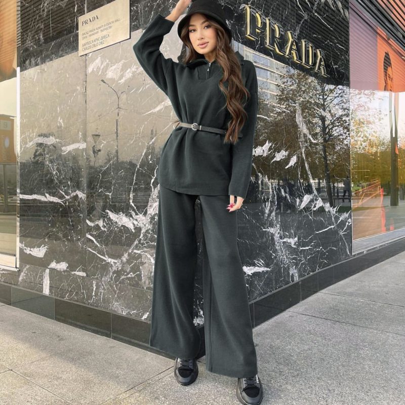 Two-Piece Solid Color Zipper Collared Sweater and Trousers Suit