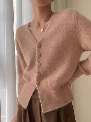 Trendy V-Neck Knitted Cardigan – Solid Color Autumn Sweater