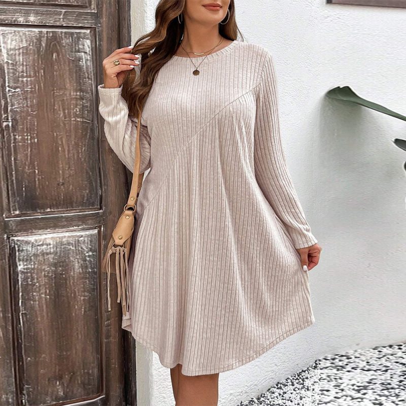 Plus Size Elegant Loose Slimming Midi Dress for Women - Image 2
