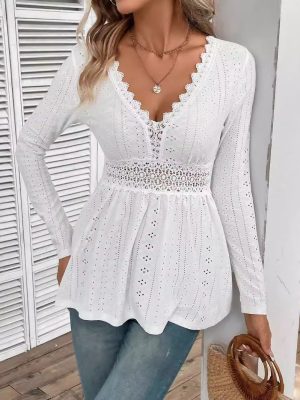 Elegant Solid Color V-Neck Lace T-Shirt – Autumn/Winter