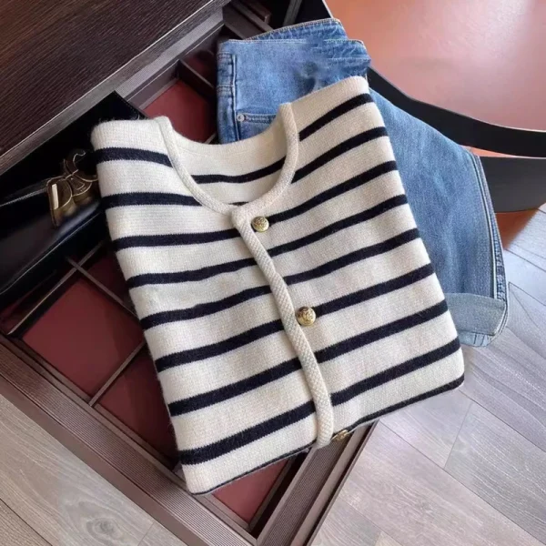 Women's Spring Fall Long Sleeve O-Neck Sweater Striped Knitted Cardigan - Image 3