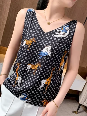 Women’s V-neck Double Shoulder Straps Beautiful Back Print Camisole Outer