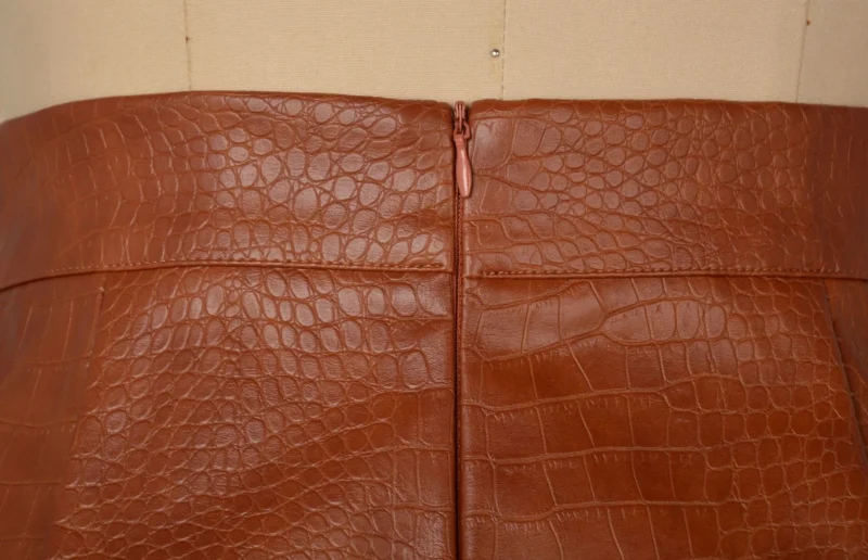 Split PU Leather Skirt For Women High Waist Crocodile Pattern - Image 10