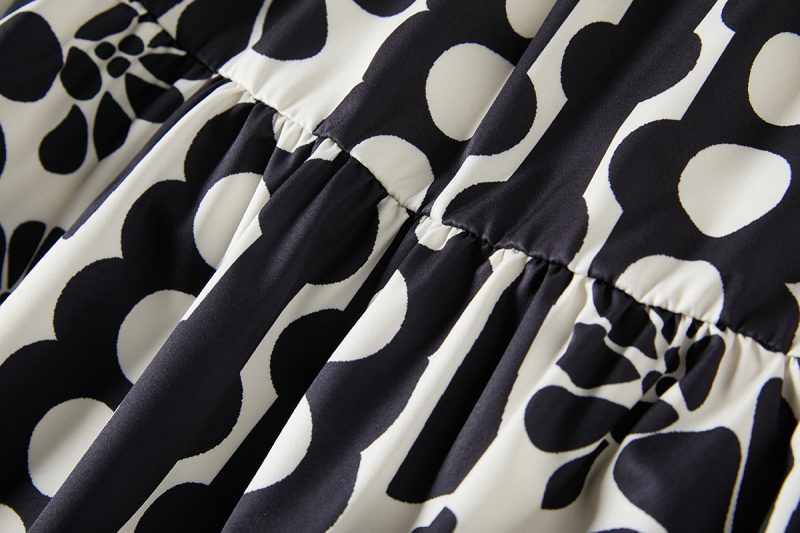 Black and White Flower Camisole and High Waist Skirt Two-Piece Set - Image 11