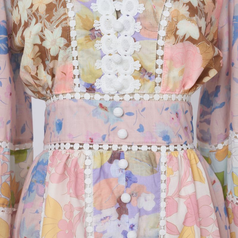 Vintage Palace Style Hollow Lace V Neck Lantern Sleeve Dress - Image 6
