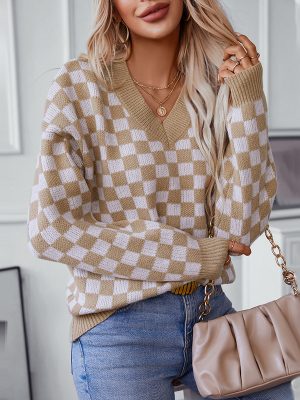 Women’s V-Neck Plaid Pullover Sweater – Loose Long Sleeve