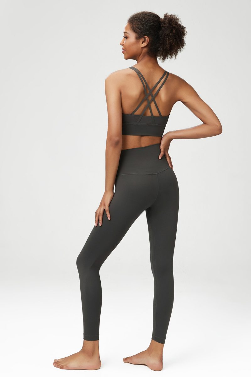 Lycra Classic Yoga Suit - Women's Body-Hugging Fitness Outfit - Image 5