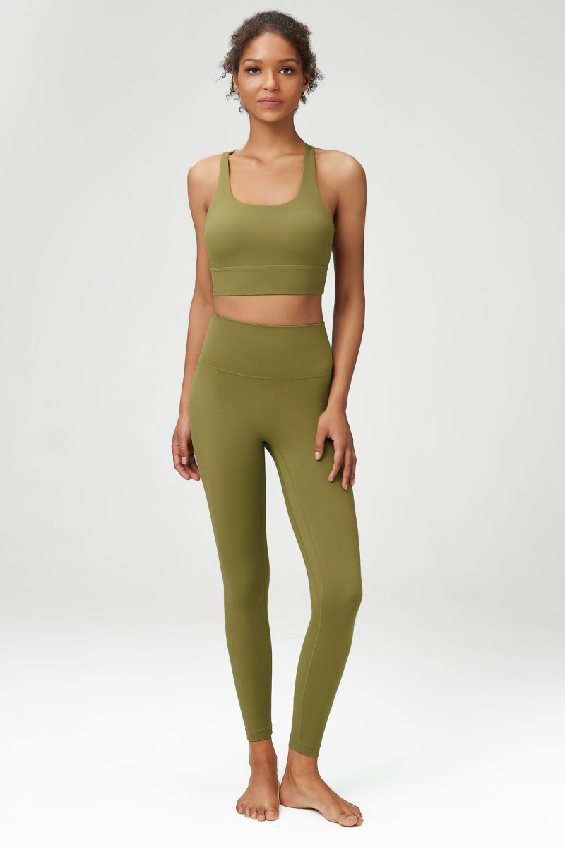 Lycra Classic Yoga Suit - Women's Body-Hugging Fitness Outfit - Image 3