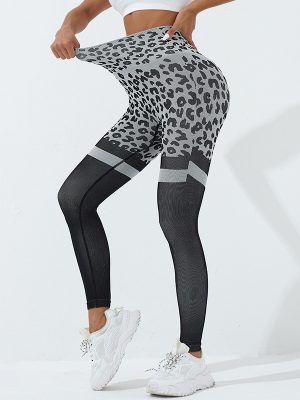 Seamless Leopard Print High-Waist Yoga Pants for Workouts