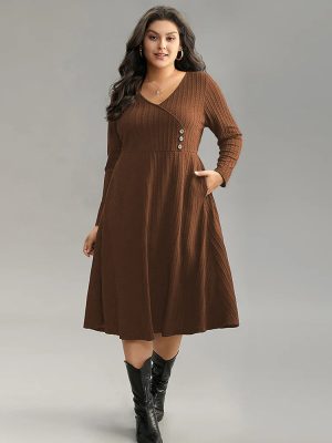 Plus Size Simple V-Neck Dress – Office Style for Autumn/Winter