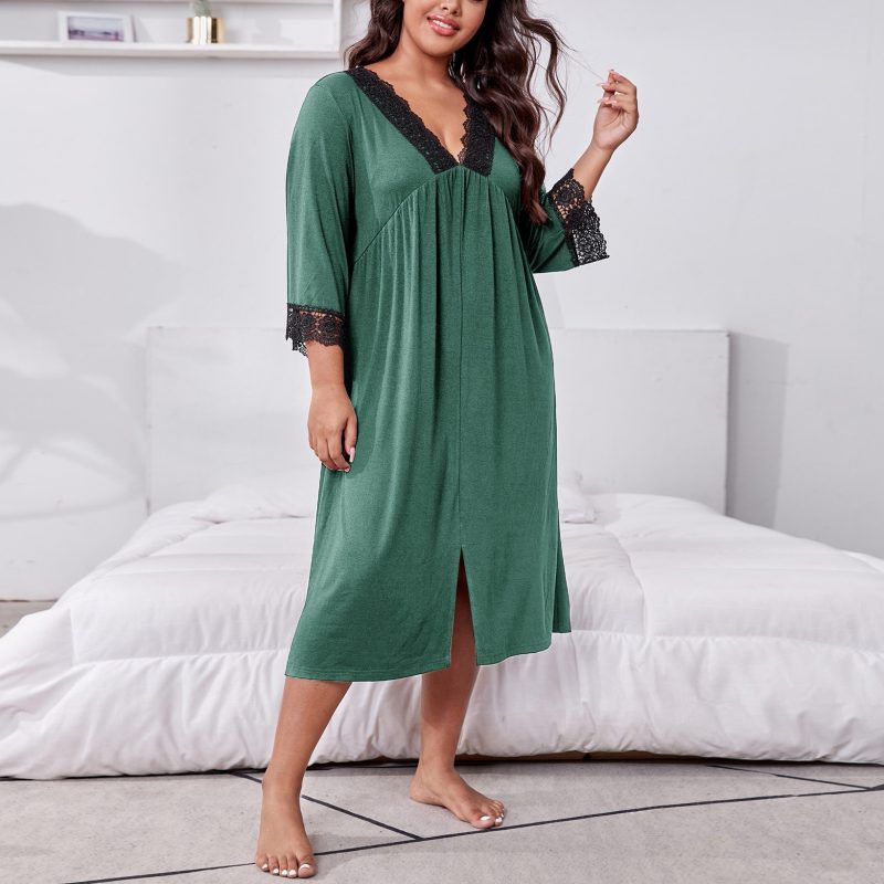 Plus Size Autumn Winter Lace V-Neck Long Sleeve Loose Pajamas Nightdress