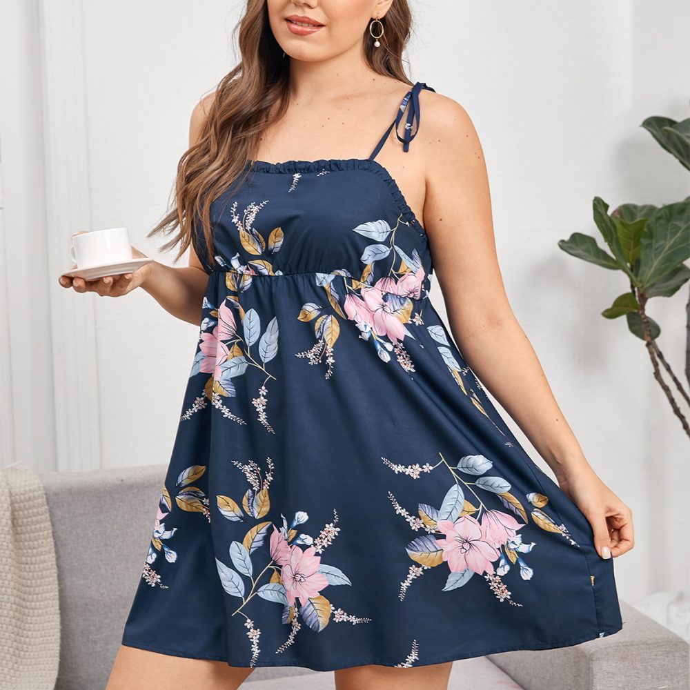 Plus Size Summer Printed Slip Dress with Front Pleats for Homewear - Image 2