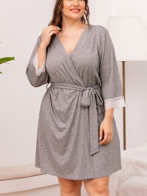 Plus Size Lace Stitching Bathrobe & Nightgown Set for Women