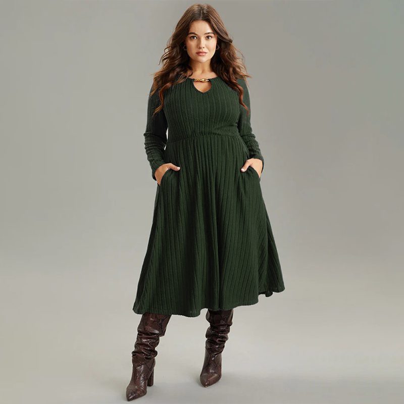 Plus Size Elegant V-Neck Maxi Dress – High Waist Slim Fit