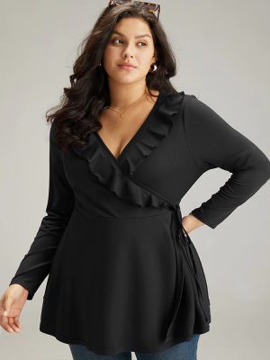 Plus Size Ruffled V-Neck Slimming Top – Elegant Autumn Winter T-Shirt