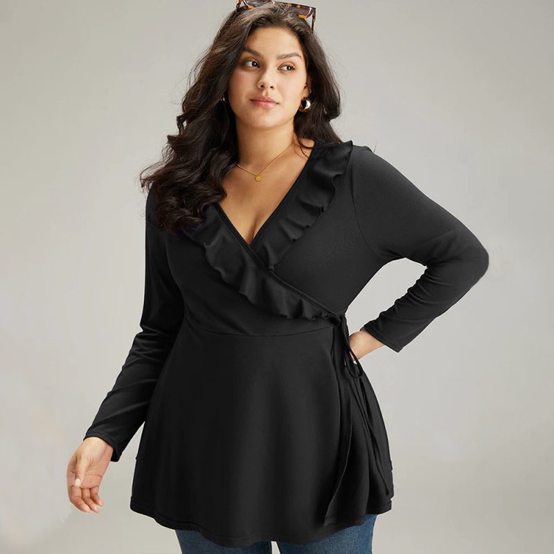 Plus Size Ruffled V-Neck Slimming Top – Elegant Autumn Winter T-Shirt