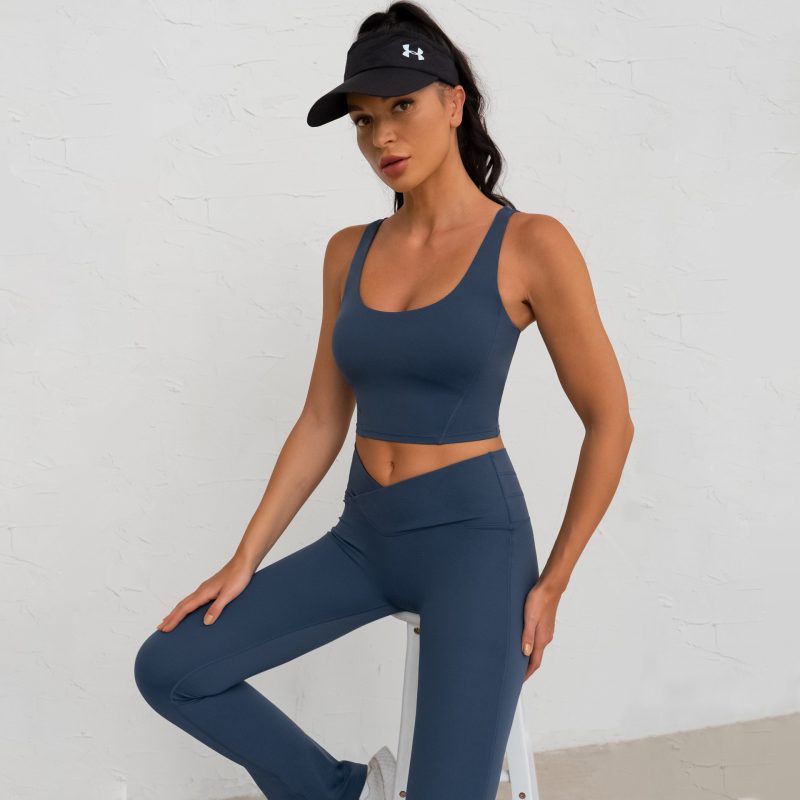 Women’s Backless Yoga Jacket & Shockproof Sports Bra - Image 4