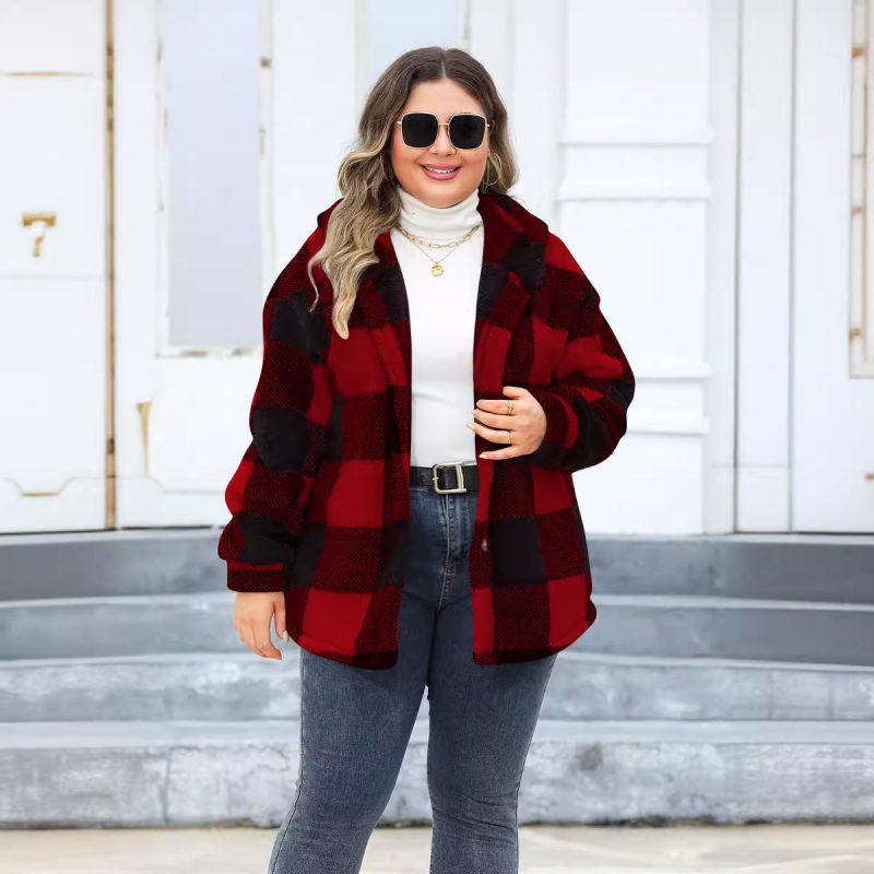 Plus Size Two-Tone Plush Button-Up Collared Coat for Women - Image 3