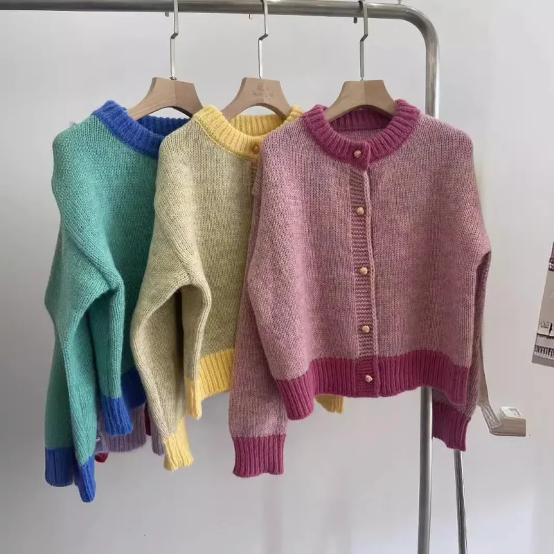 Women Korean Fashion Knitted Cardigan Soft Short Top Outerwear 2024