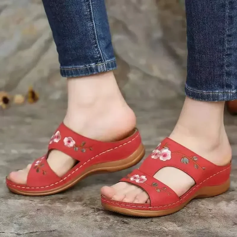 Women's Casual Slippers Fashion Hollow Flowers Wedge Sandals Outdoor - Image 6