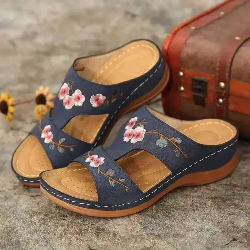 Women's Casual Slippers Fashion Hollow Flowers Wedge Sandals Outdoor - Image 3