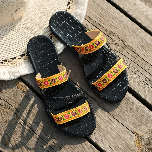 Fashion Flat Sandals for Women with Three Floral Straps - Image 13