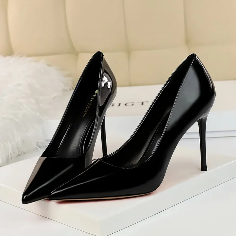 Women Fetish 9.5cm High Heels Nude Pumps Glossy Leather - Image 14