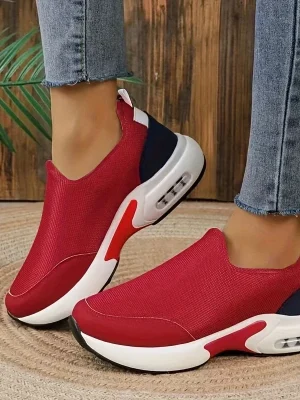 Muffin Thick Soled Slip-on Sports Shoes Women Spring