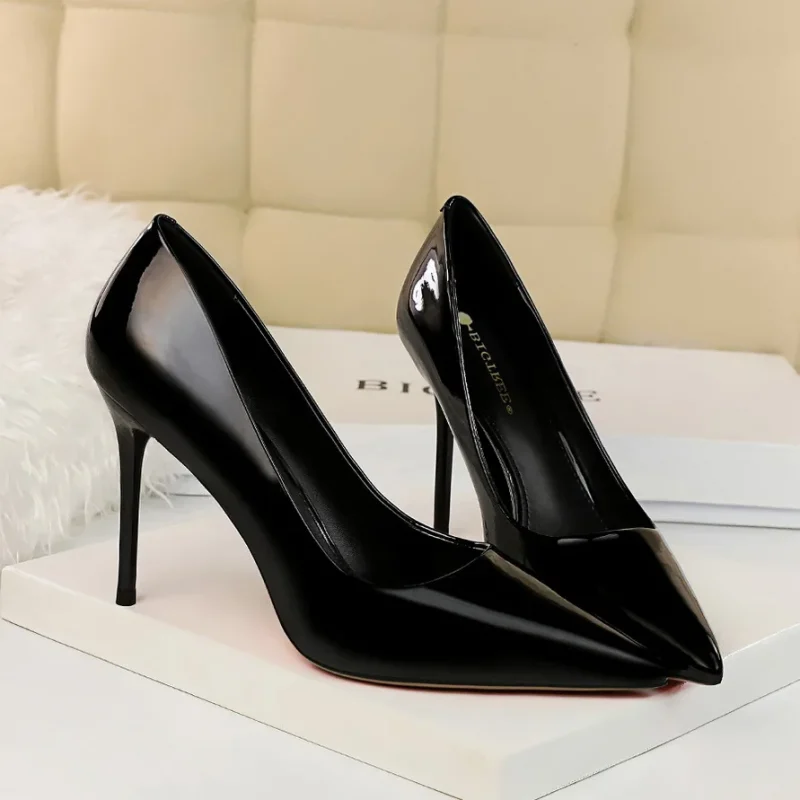 Women Fetish 9.5cm High Heels Nude Pumps Glossy Leather - Image 15