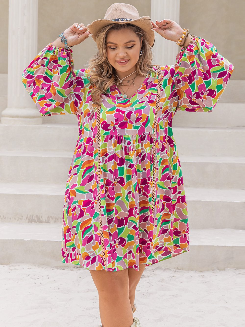 Plus Size Quick-Dry V-Neck Printed Beach Blouse Dress - Image 2