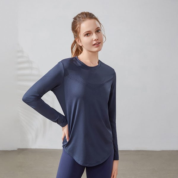 Quick Dry Seamless Mesh Long Sleeve Yoga T-Shirt for Women - Image 4