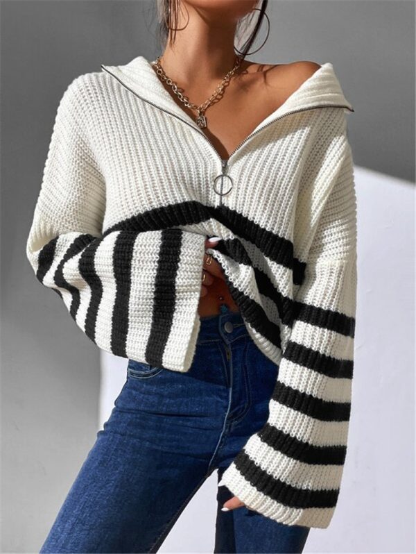 Contrast Stripes Stand Collar Knitted Pullover