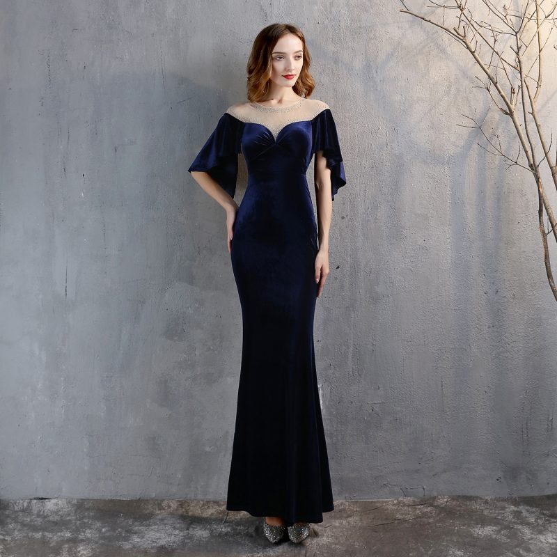 Elegant Velvet Fishtail Evening Gown Formal Queen Dress - Image 5