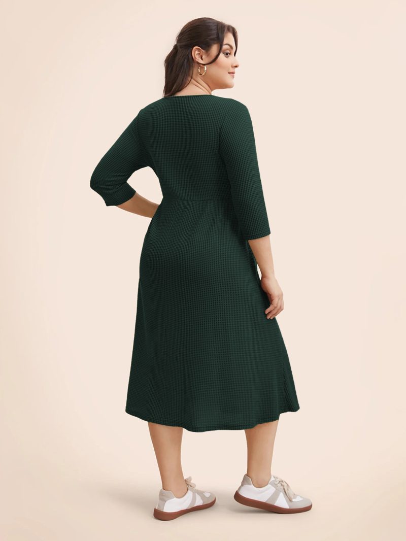 Plus Size Dark Green Midi Dress – Elegant Minimalist Design - Image 3