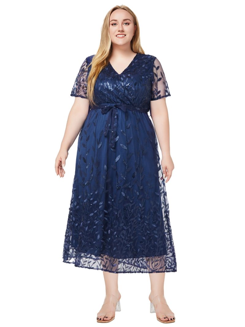 Plus Size V-Neck Sequin Embroidery Bridesmaid Dress for Spring & Summer - Image 2