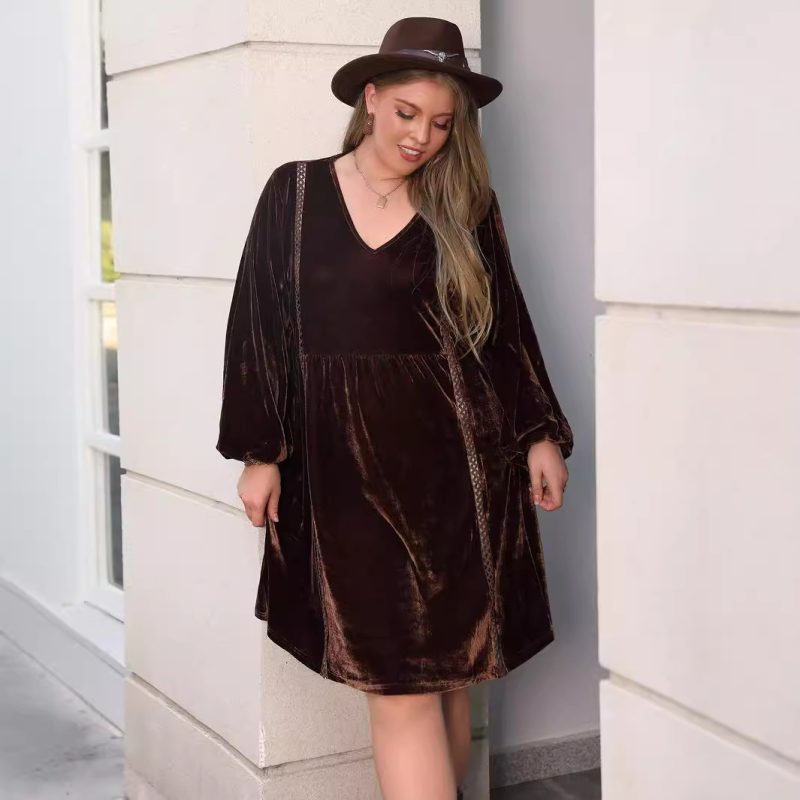 Plus Size V-Neck Loose Slimming Casual Dress - Image 4
