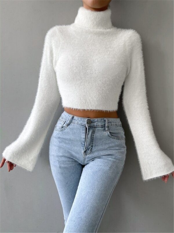 High Neck Short Exposed Cropped Plush Sweater - Image 3